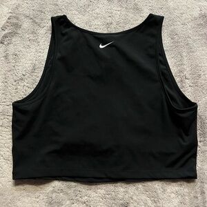Nike Women's Black Crop-top sports bra tank Size XL  NWOT